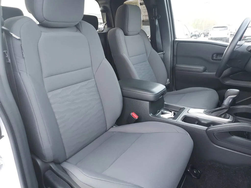 Used 2024 White Nissan S image 31