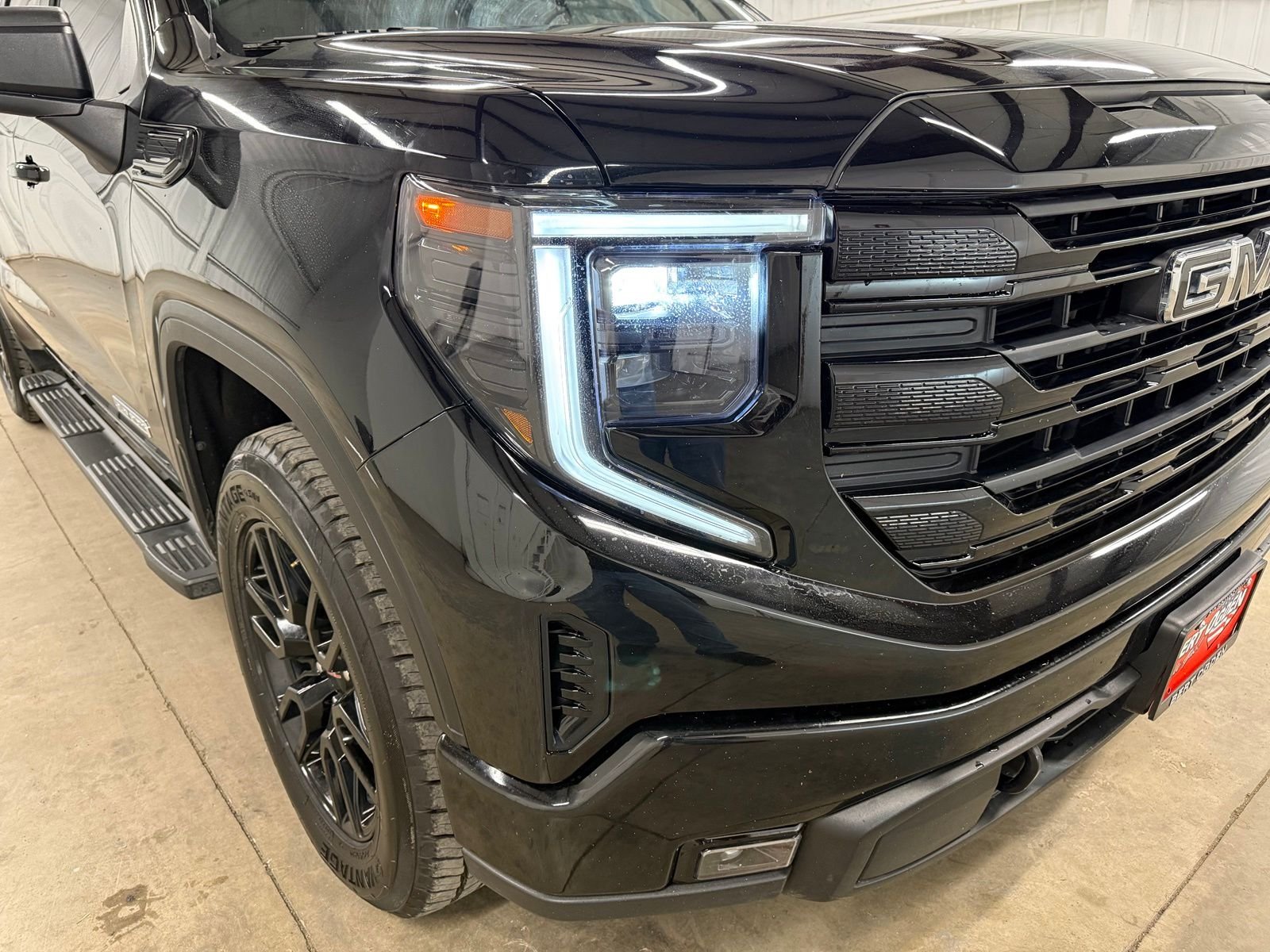 Used 2024 Black GMC Elevation image 4