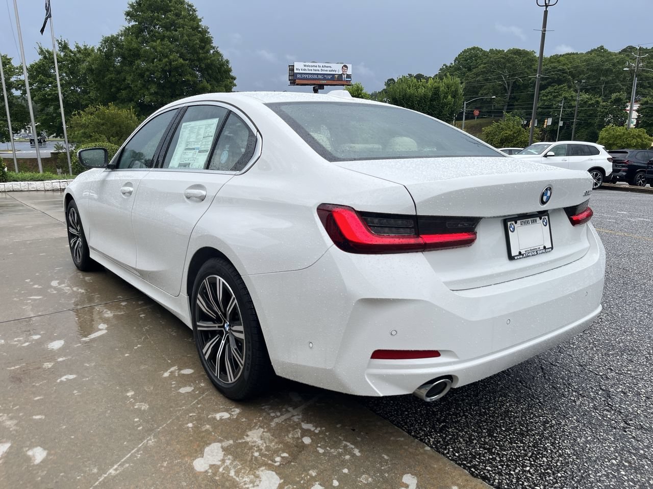 Used 2026 Alpine White BMW 330i image 6