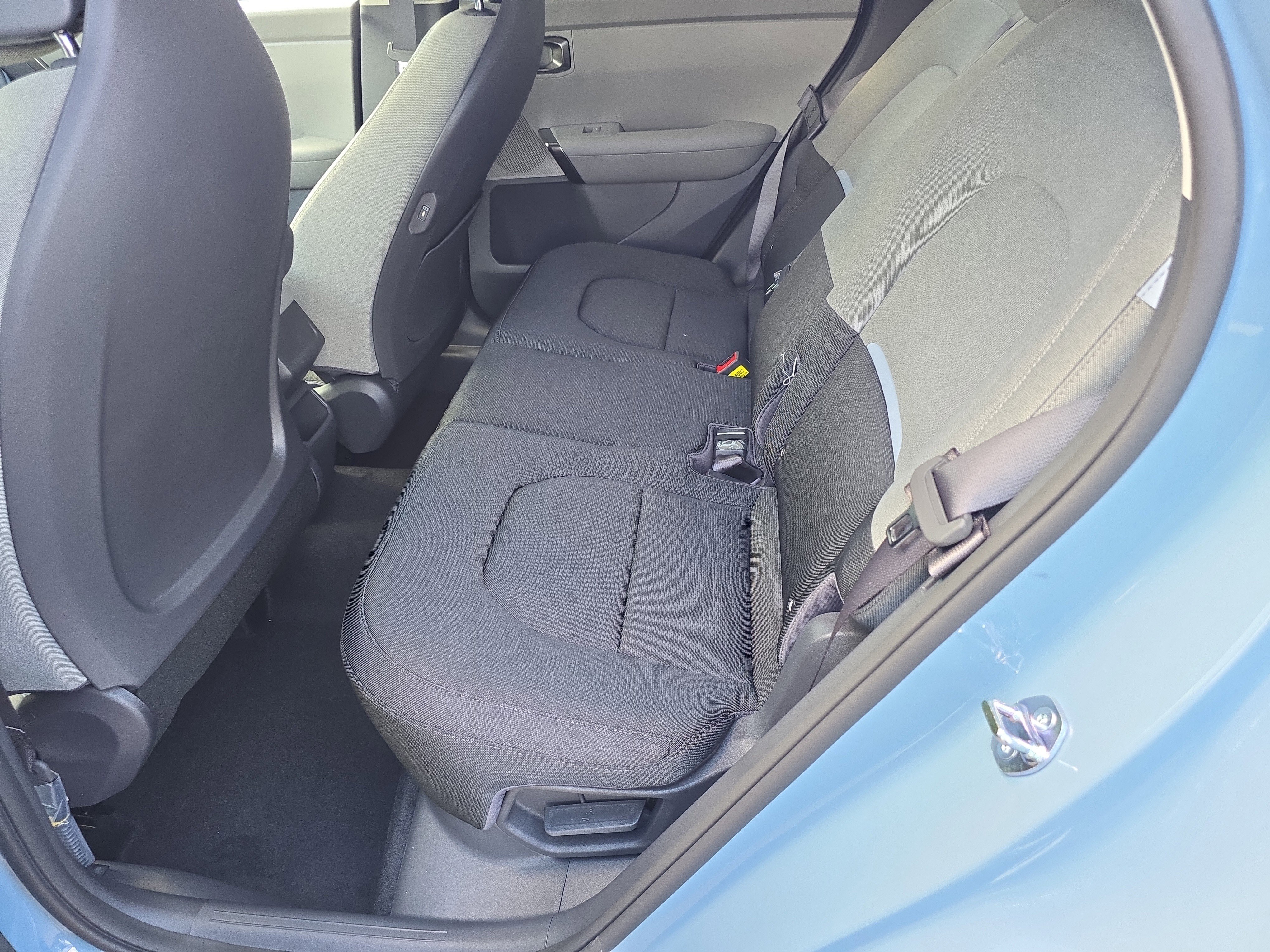 New 2027 Frost Blue / Black Roof Kia S image 16