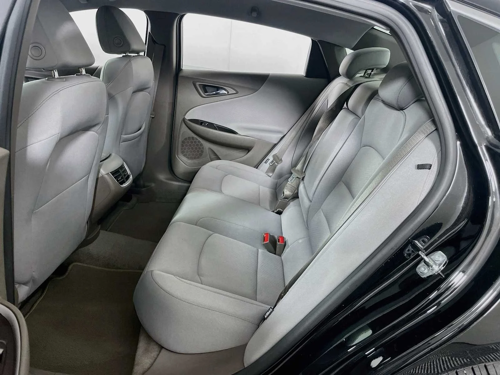 Used 2024 Mosaic Black Metallic Chevrolet LT image 21