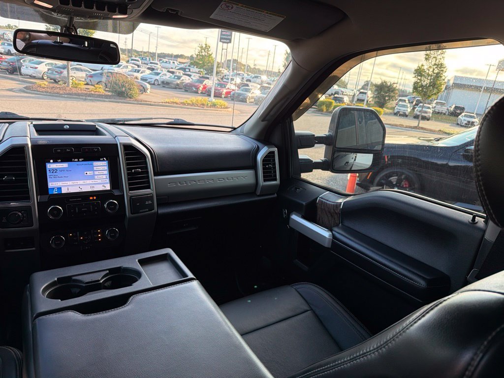 Used 2019 Blue Ford Lariat image 29