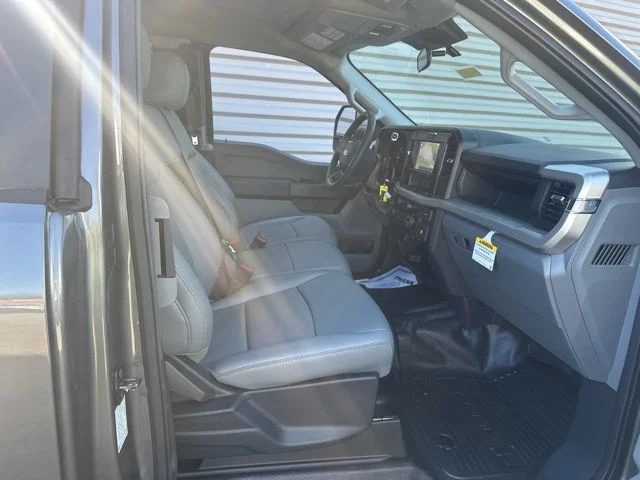 2025 Ford F-250 Super Duty XL - Photo 30