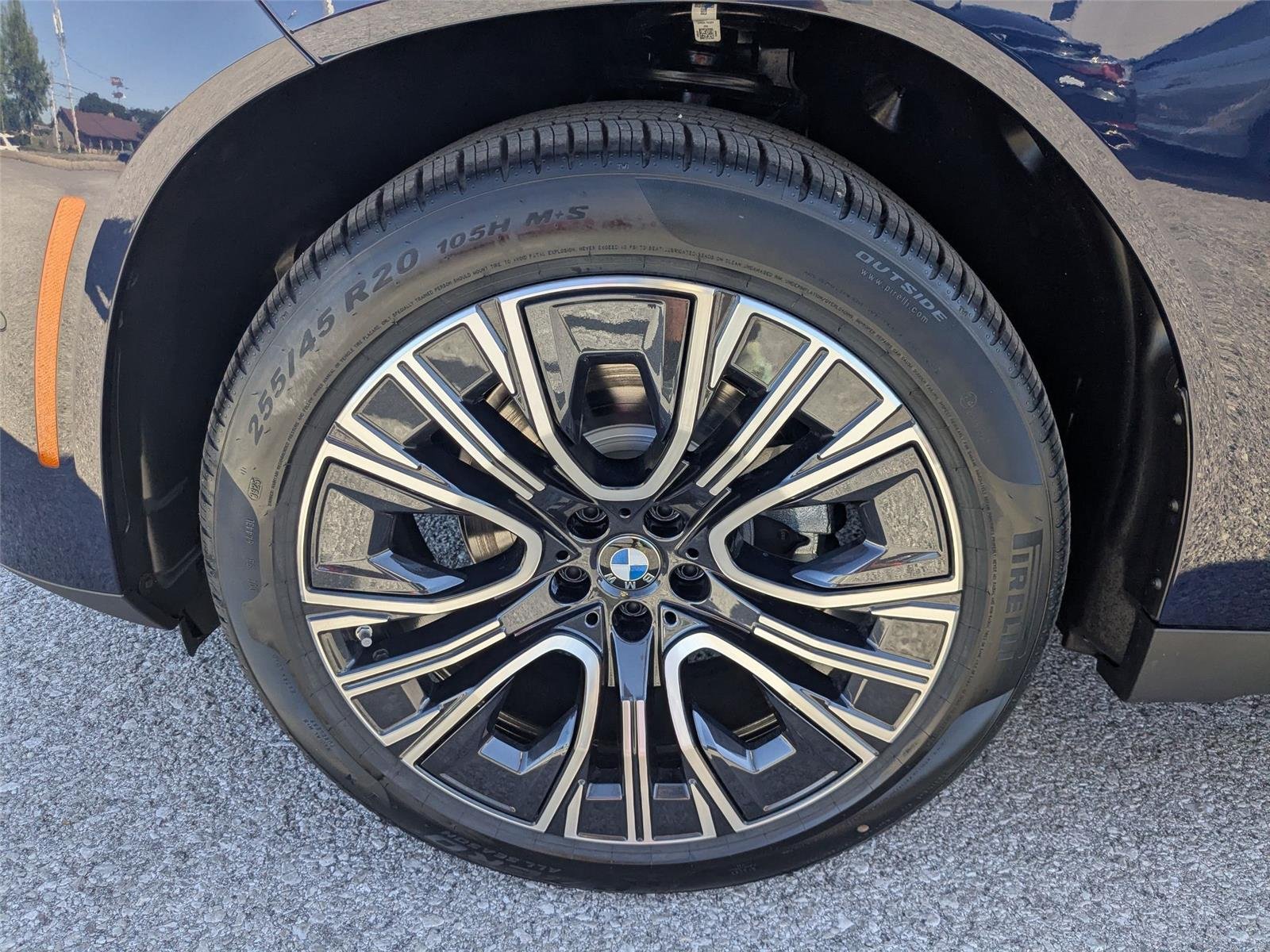 New 2026 Tanzanite Blue II Metallic BMW 30 xDrive image 9