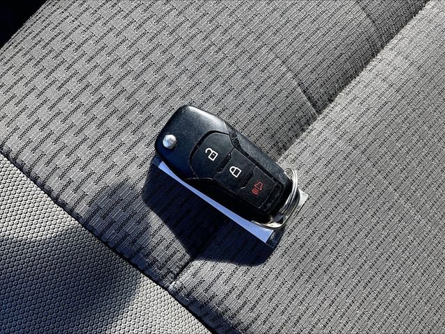 Used 2020 Red Ford XLT image 10