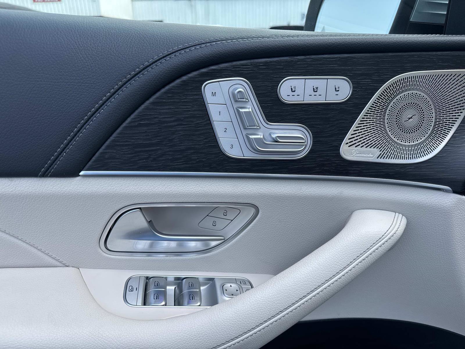 Used 2023 Silver Mercedes-Benz GLE 450 image 21