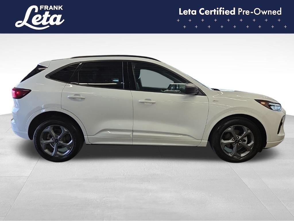 Used 2023 Oxford White Ford  image 8