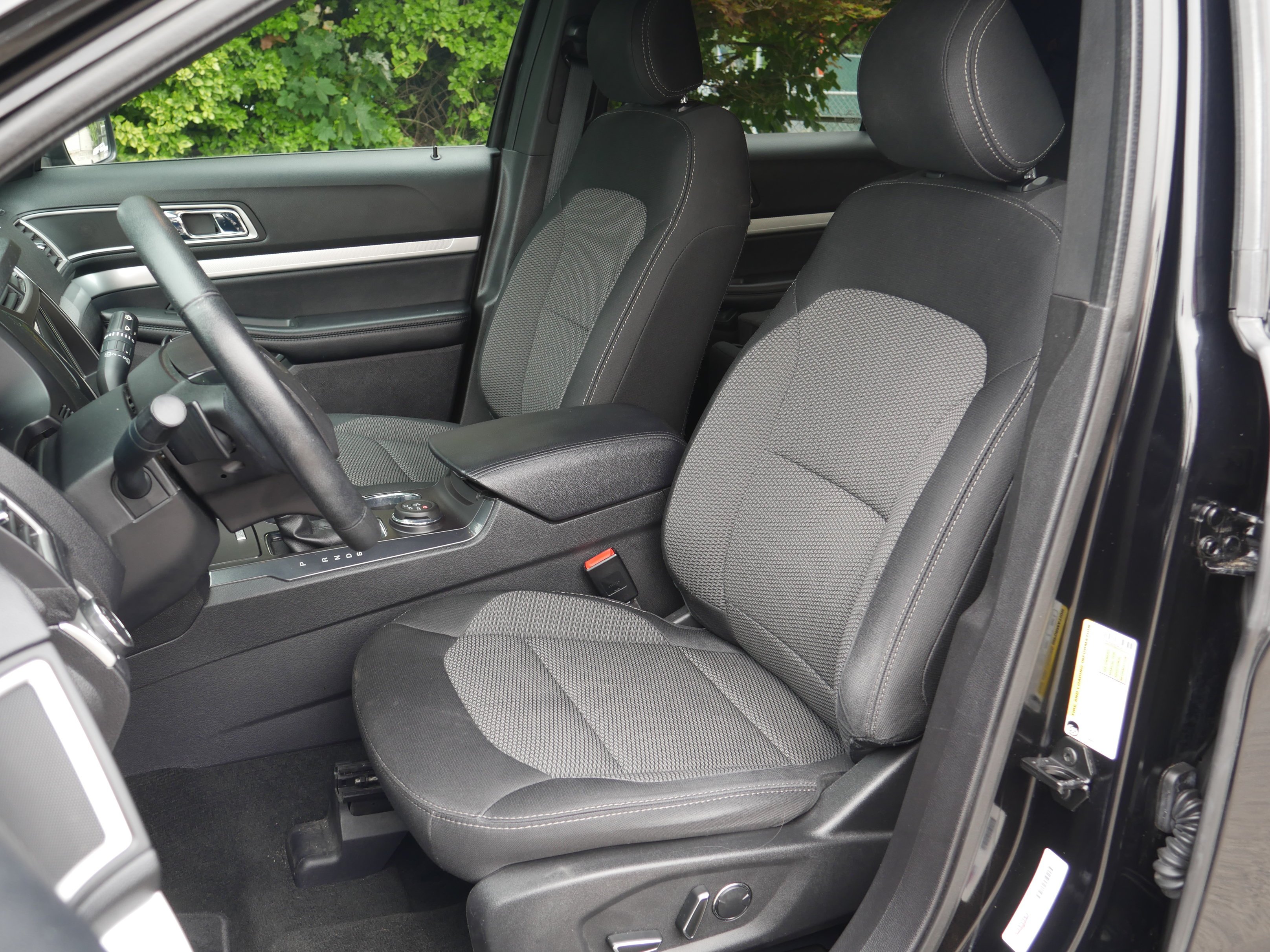 Certified Used 2017 Shadow Black Ford XLT image 31