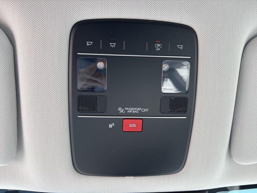 New 2026 Abyss Black Hyundai SEL 8P image 30