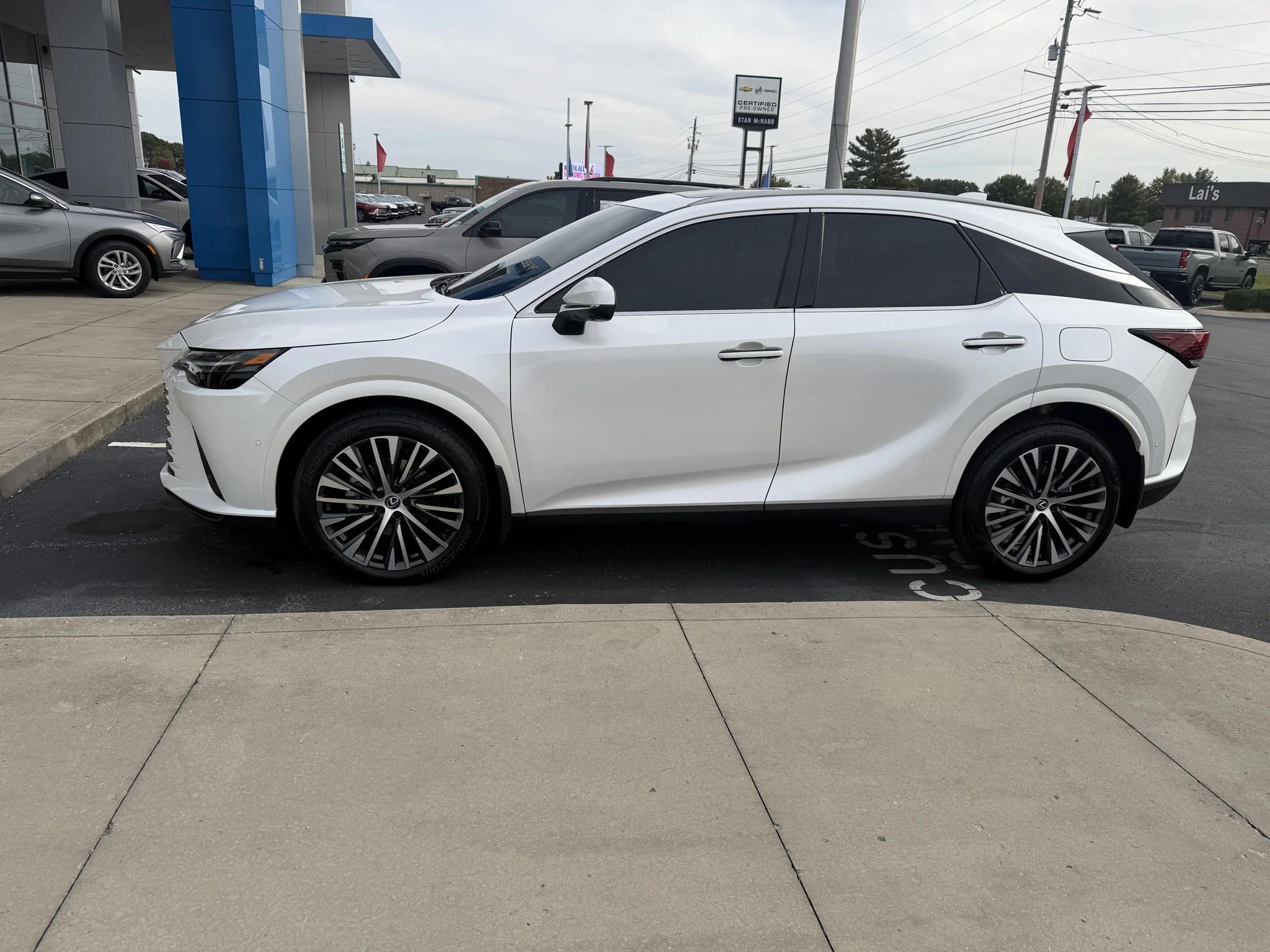 Used 2025 White Lexus RX 350 image 1