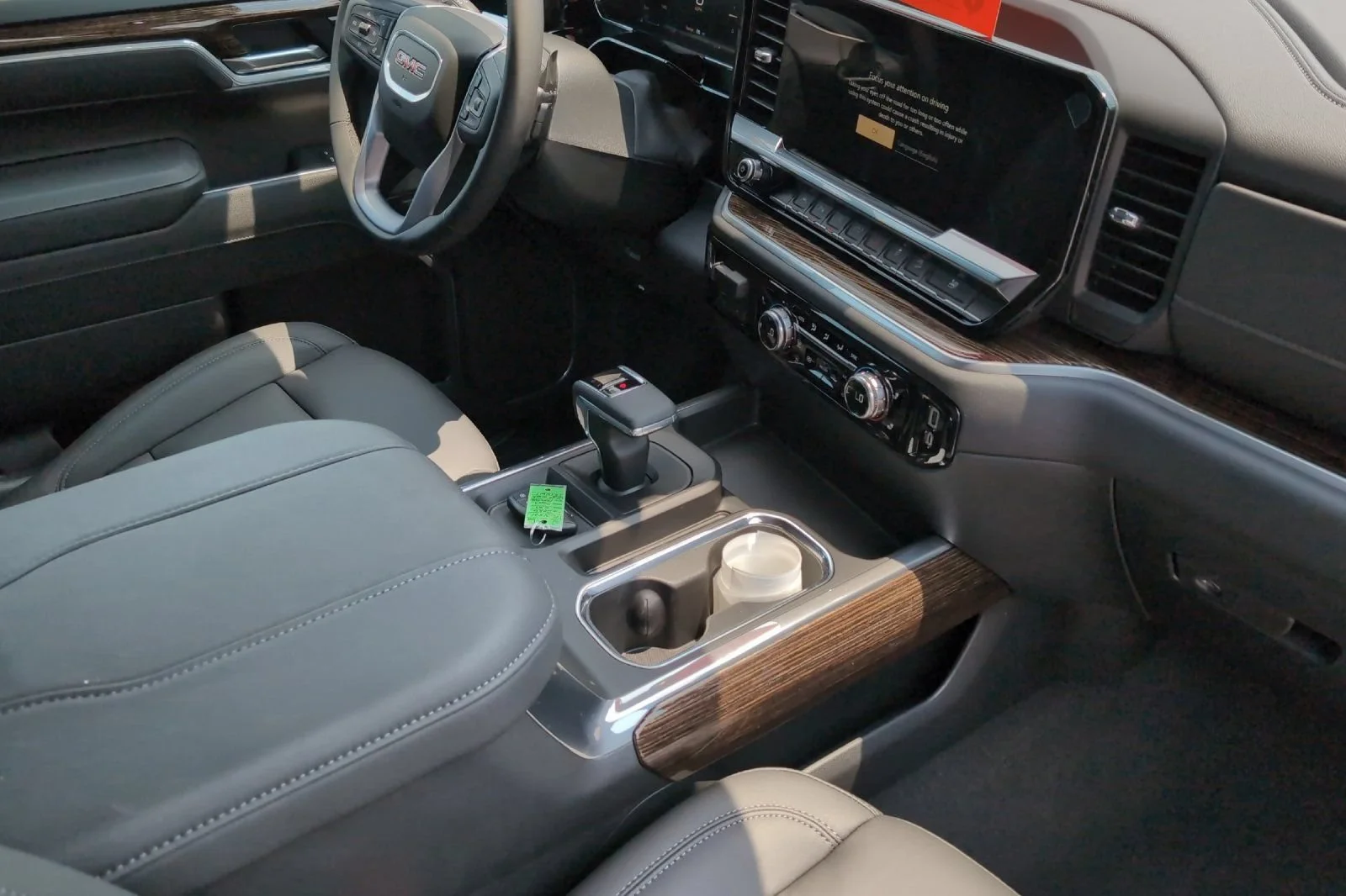 New 2026 Onyx Black GMC Elevation image 15