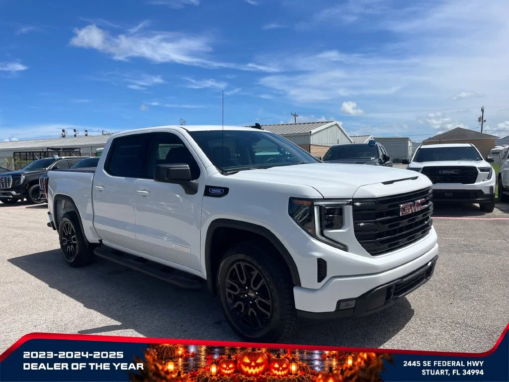New 2026 Summit White GMC Elevation image 2