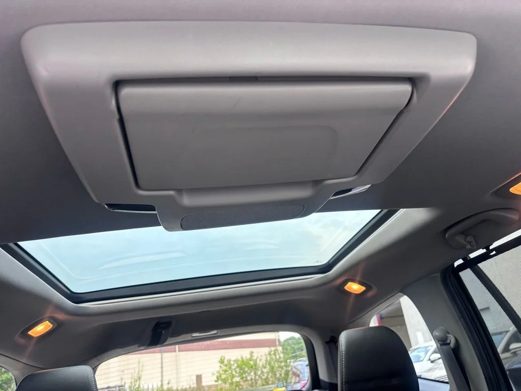 Used 2019  Honda Elite image 36