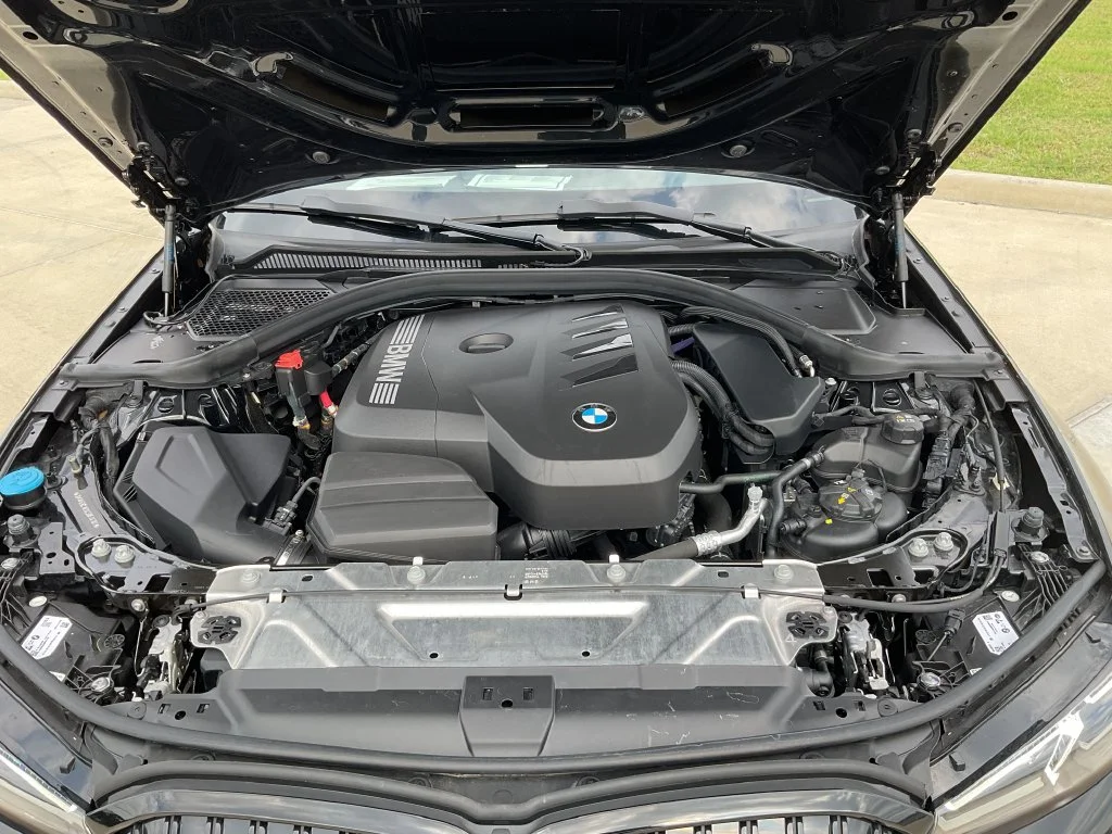 Used 2025 Black BMW 330i image 34