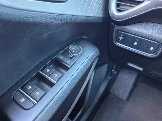 Certified Used 2022 Black Kia LX image 21