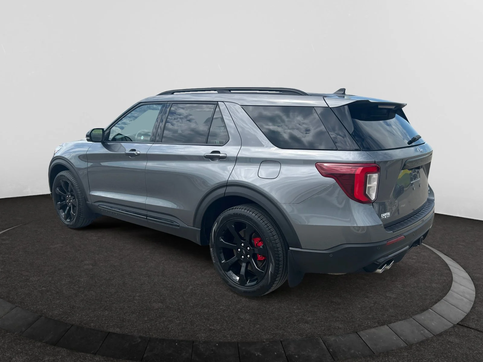 Used 2024  Ford ST 4WD image 3