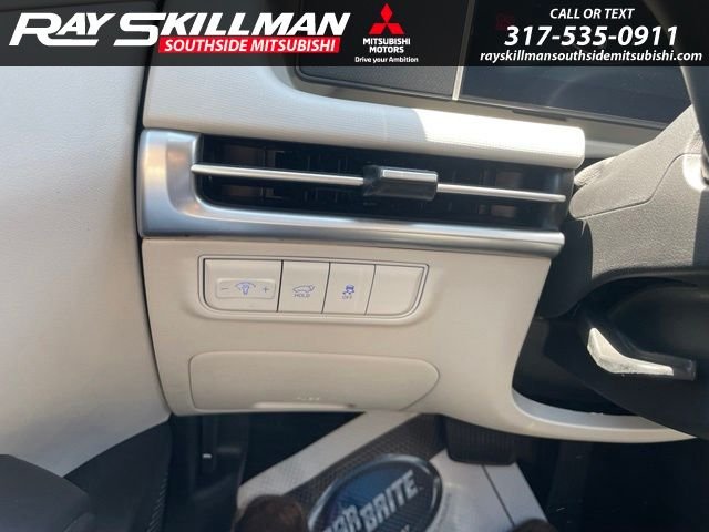 Used 2025 Gray Hyundai SEL image 14