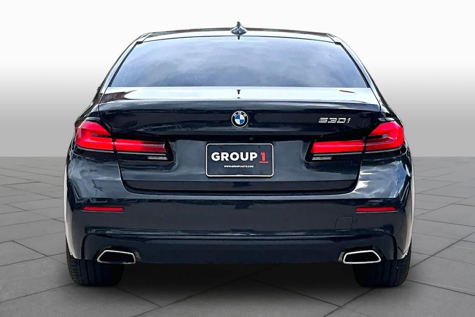 Used 2023 Dark Graphite Metallic BMW 530i image 4