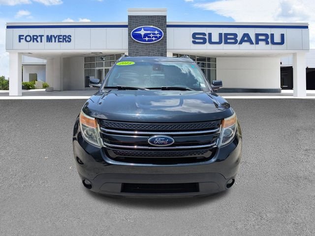 Used 2015  Ford Limited image 3