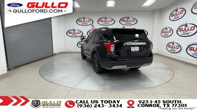 Certified Used 2023 Black Metallic Ford XLT image 4