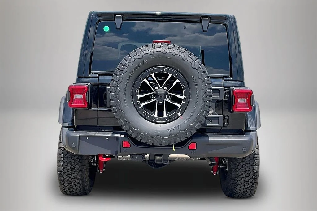New 2026 Jeep Wrangler Rubicon X 4D Sport Utility