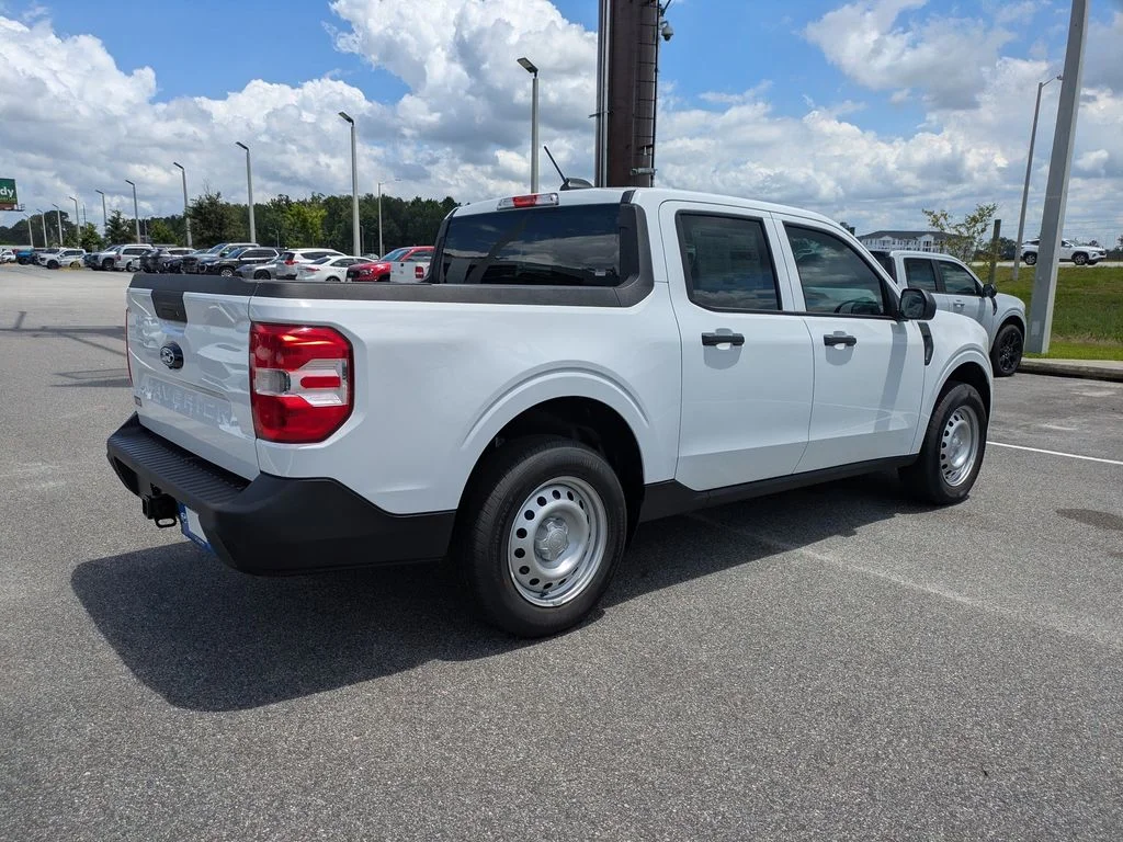 New 2026 Oxford White Ford XL image 4