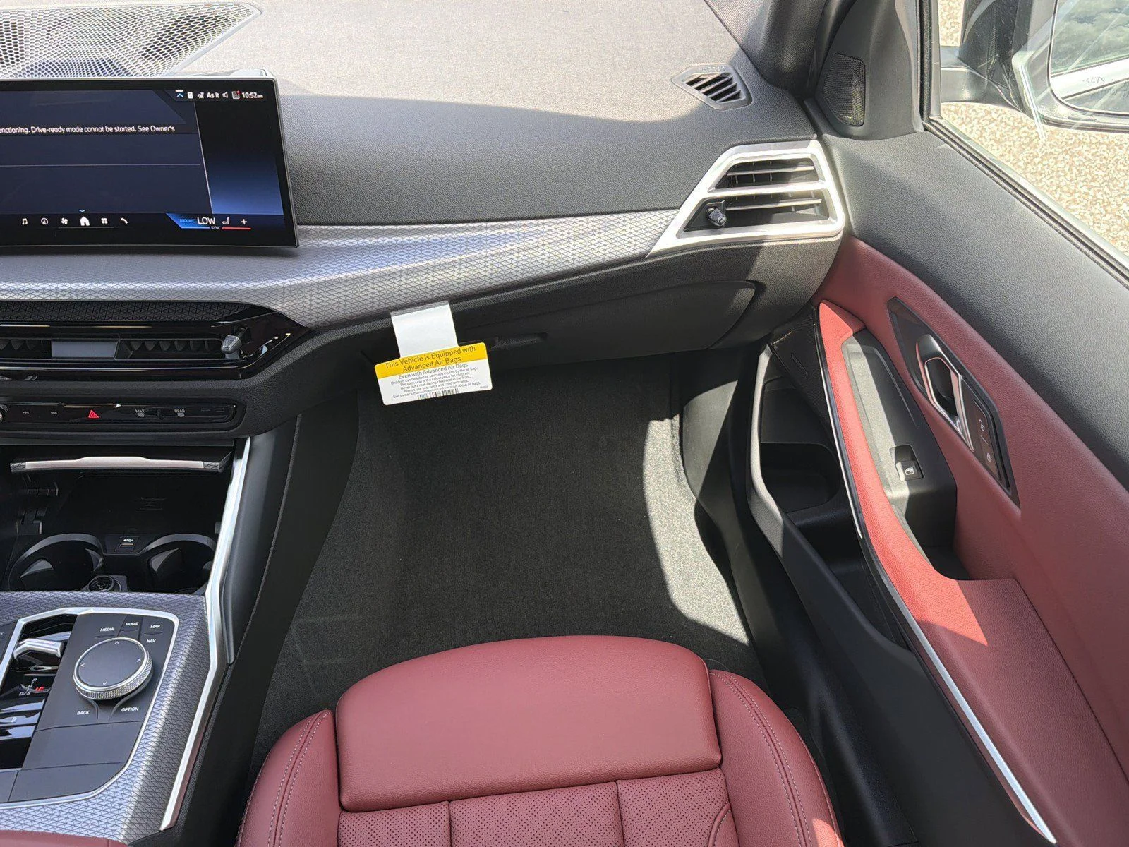 New 2026 Black Sapphire Metallic BMW 330i xDrive image 17