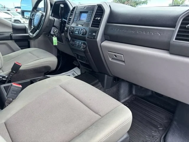 Used 2020 Black Ford XL image 23