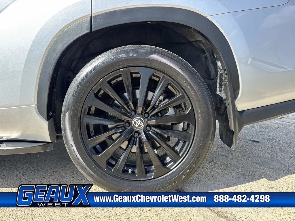 Used 2023 Silver Toyota XSE image 17