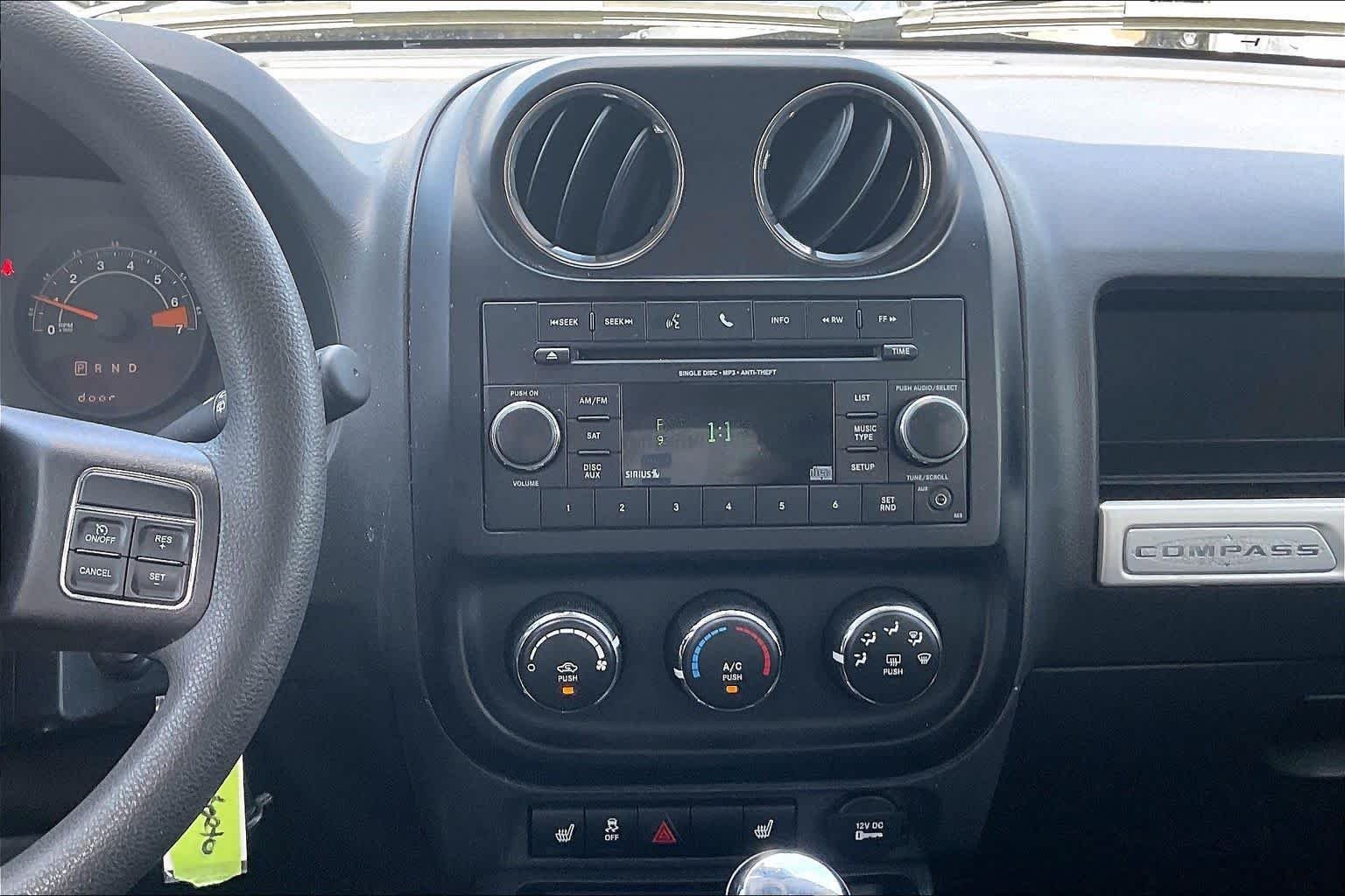 Pre-Owned 2015 Jeep Compass Altitude Edition