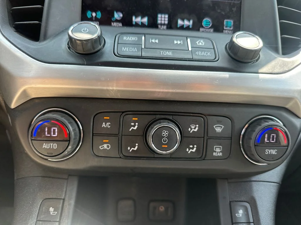 Used 2017 Red GMC SLT-1 image 16
