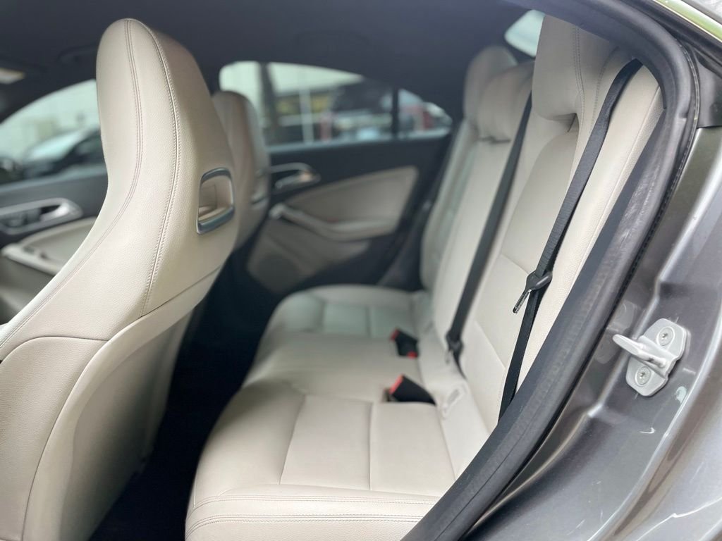Used 2014 Mountain Gray Metallic Mercedes-Benz CLA 250 image 19