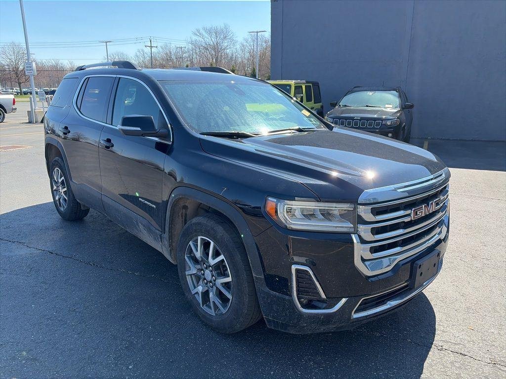 Used 2023 Ebony Twilight Metallic GMC SLT image 3
