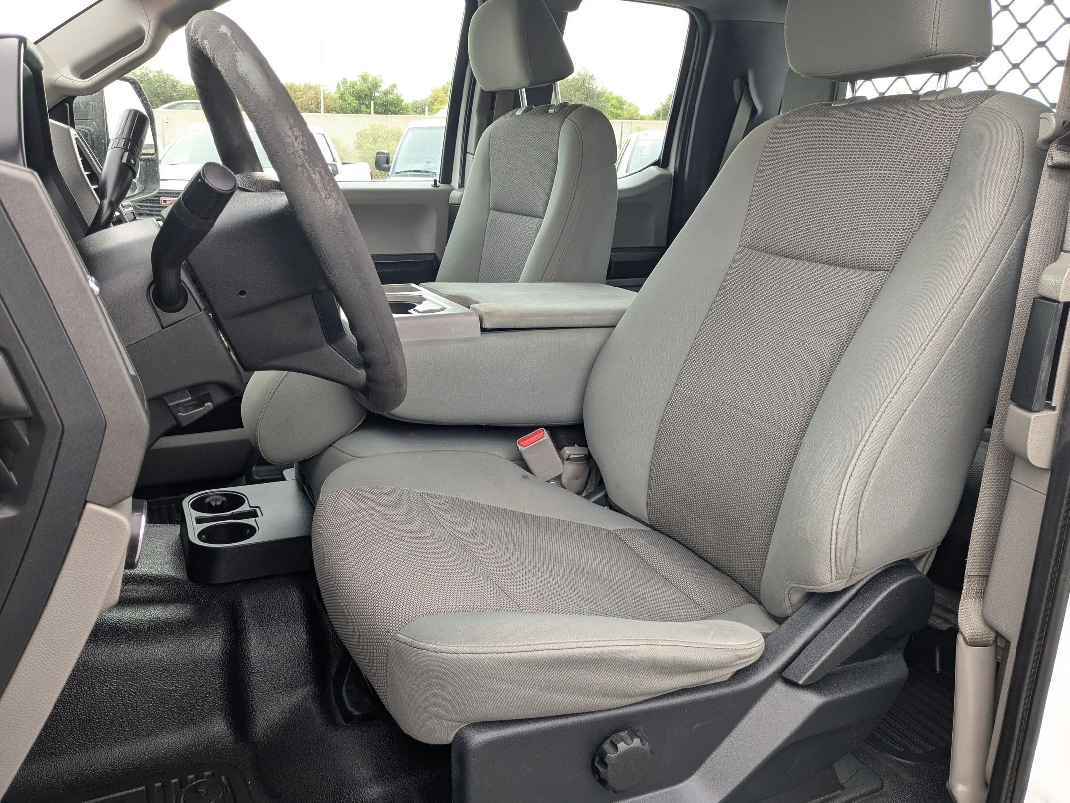 Used 2017 Oxford White Ford XL image 14