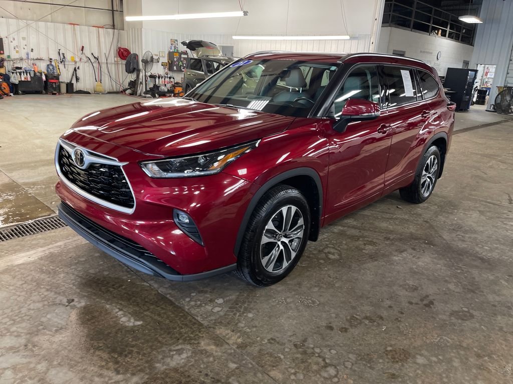 Used 2021 Red Toyota XLE image 1