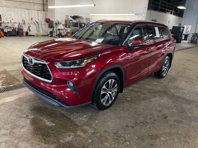 2021 Toyota Highlander XLE