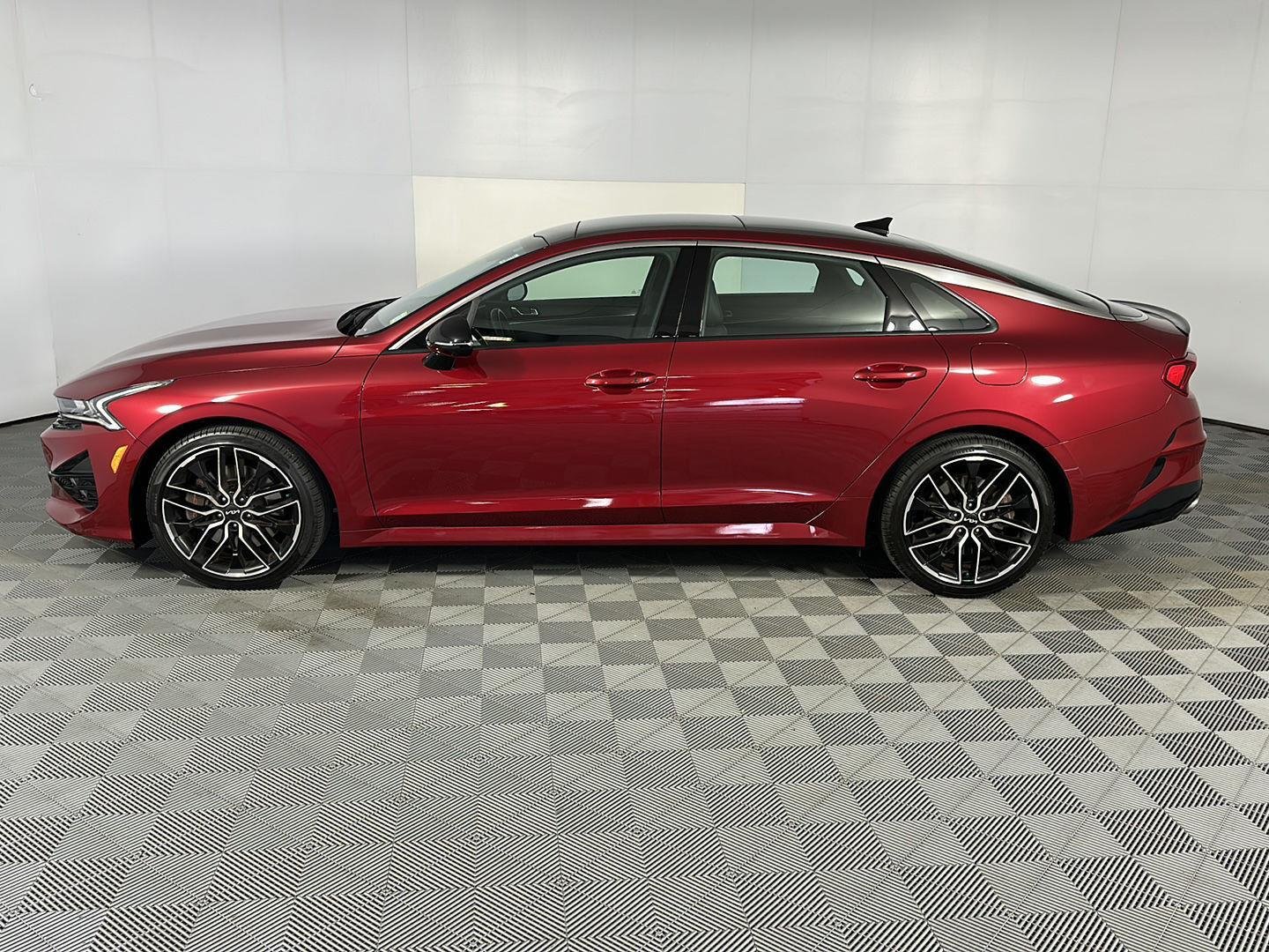 Used 2024 Passion Red Tintcoat Kia GT image 12