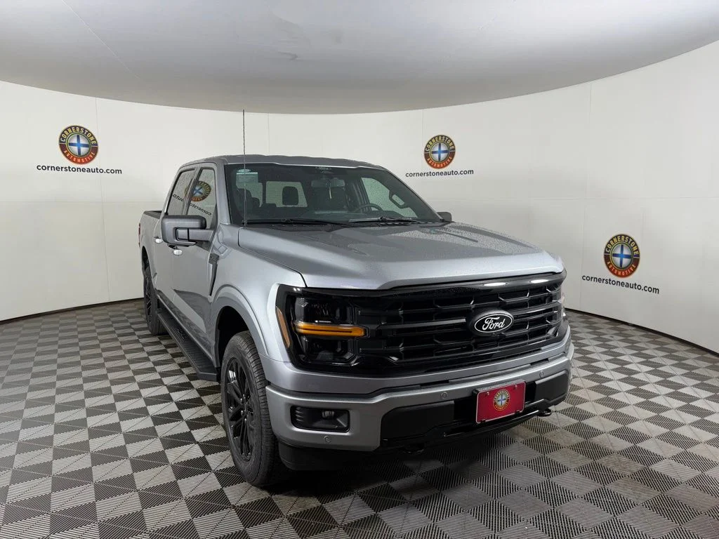 New 2026 Iconic Silver Metallic Ford XLT image 18