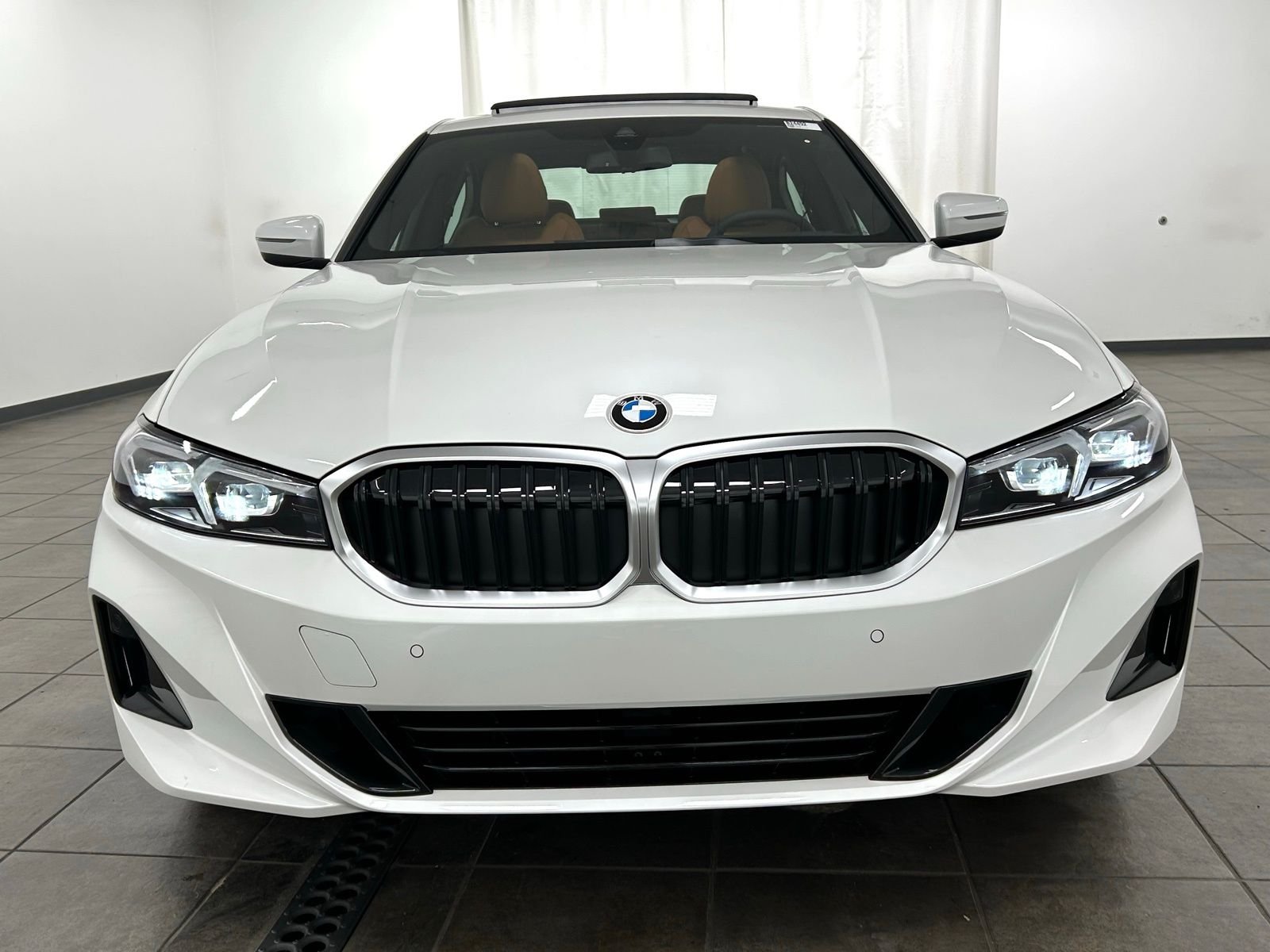 Certified Used 2025 Mineral White Metallic BMW 330i xDrive image 7