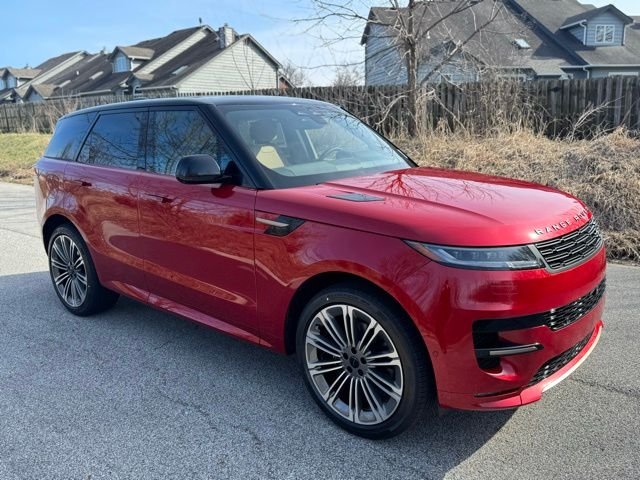 New 2026 Firenze Red Land Rover Dynamic SE image 4