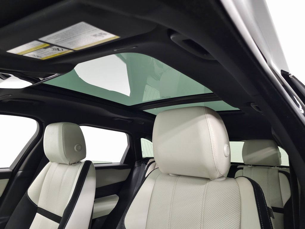 2023 LAND ROVER RANGE ROVER VELAR - Image 17