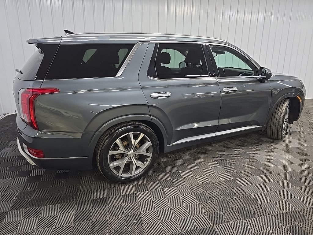 Used 2022 Gray Hyundai Limited image 3