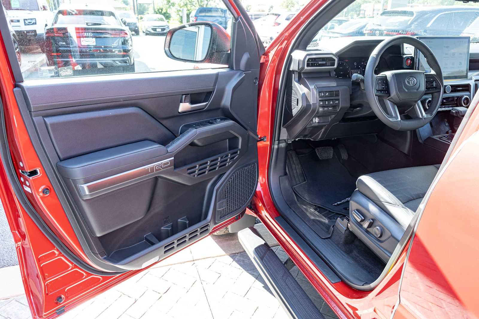 2024 Toyota Tacoma TRD Off Road - Photo 12