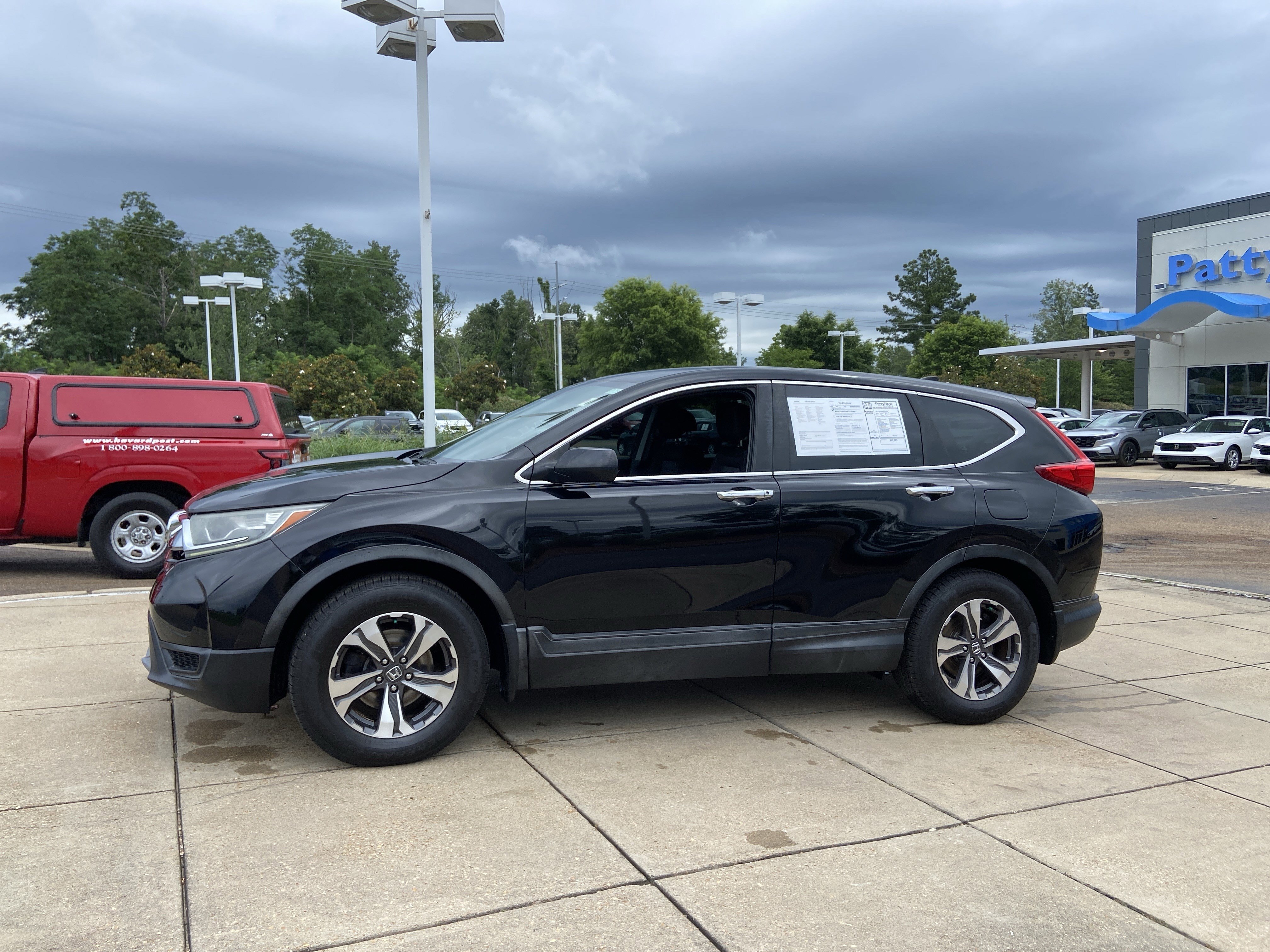 Used 2018 Crystal Black Pearl Honda LX image 9