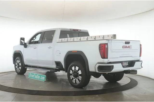 Used 2026 White GMC Denali image 8