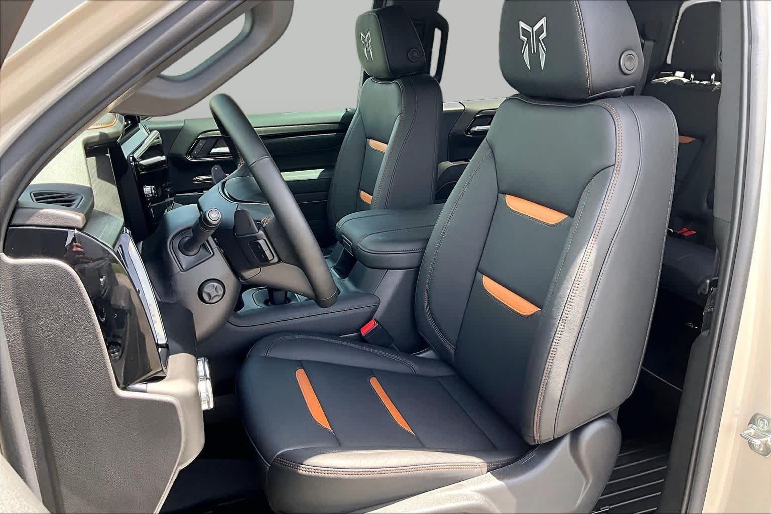 2026 GMC Sierra 1500 AT4 - Photo 18