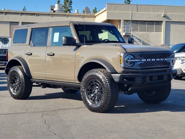 New 2026 Marsh Gray Ford Badlands® image 27