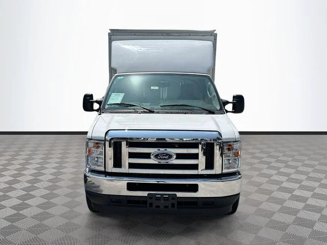 New 2025 Oxford White Ford 12