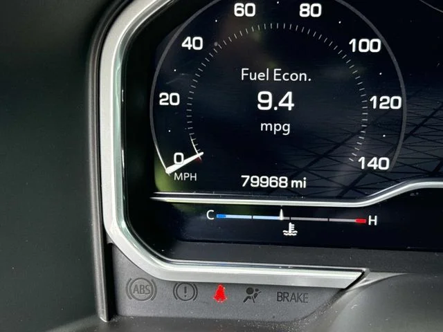 Used 2024 Silver GMC AT4 image 42