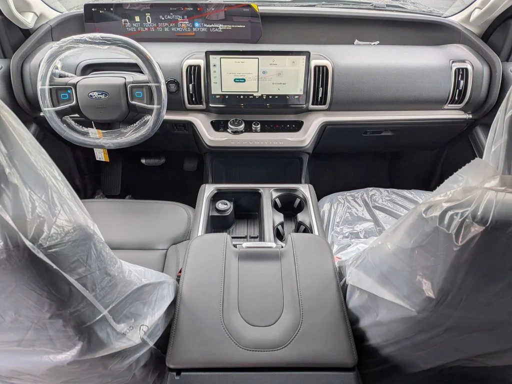 New 2026 Agate Black Metallic Ford MAX Active image 17